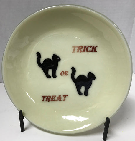 Bowl - Cream Trick or Treat with Black Cats