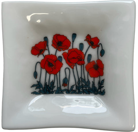 Dish - 6.6 - White with Poppies
